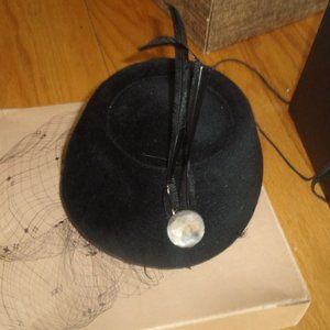 Ladies hat Richard Original black felt feathers netting fascinator